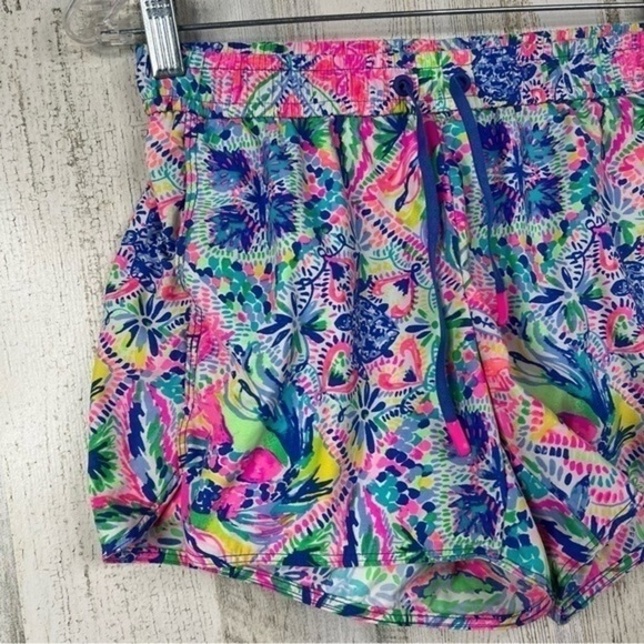 Lilly Pulitzer Short Pants Size XS‎ - Picture 2 of 15